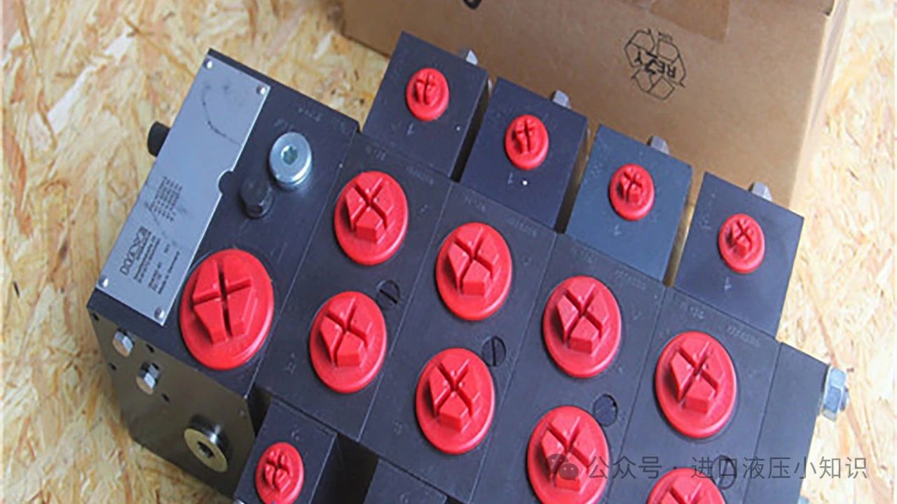 哈威四聯(lián)多路換向閥PSV5513503.jpg
